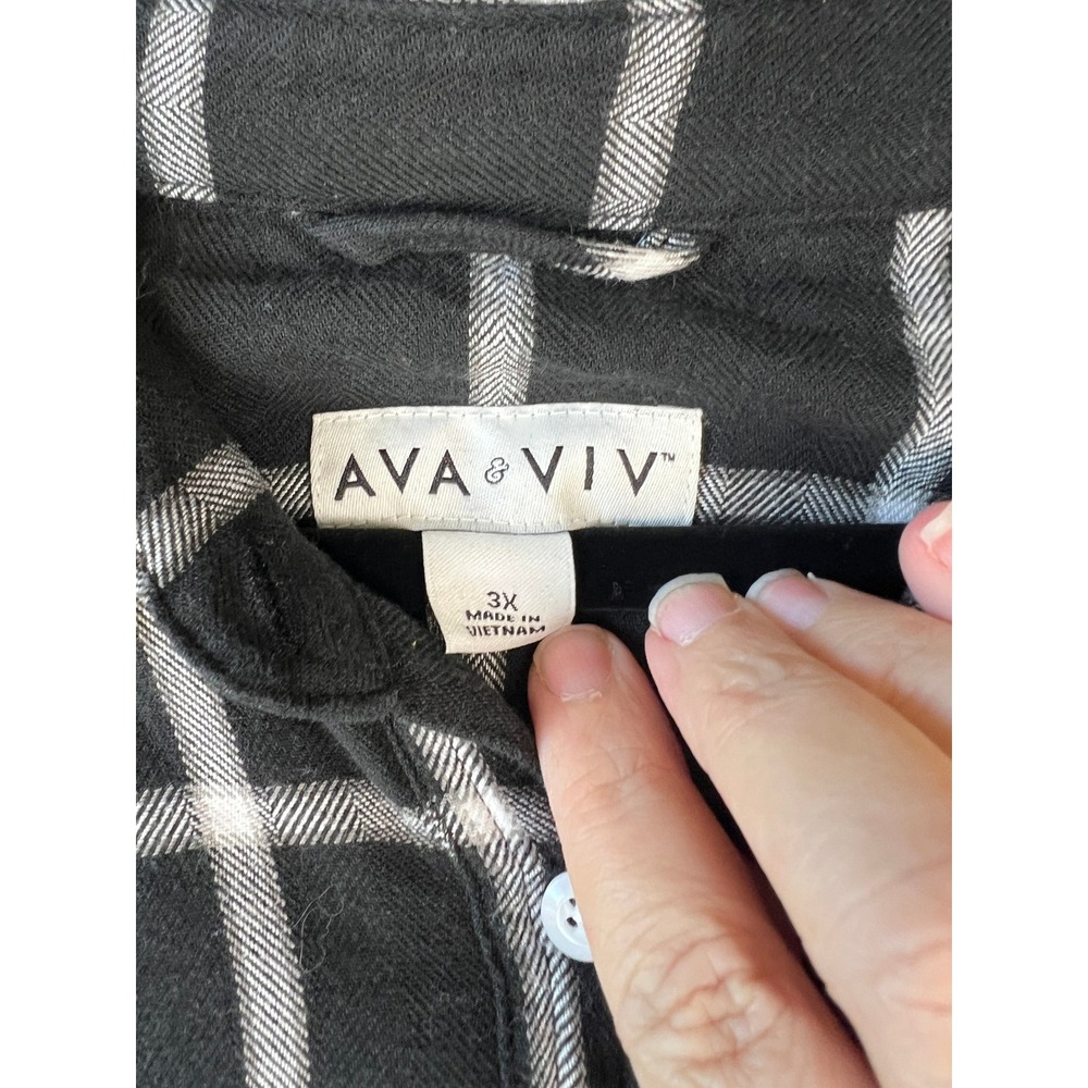Ava & Viv Windowpane Flannel Top Dark Academia Grunge Minimalist Black White 3X - Picture 3 of 8
